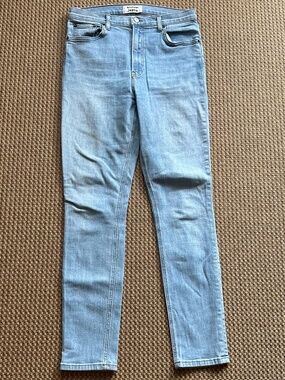 Reformation Woman’s Skinny Jeans